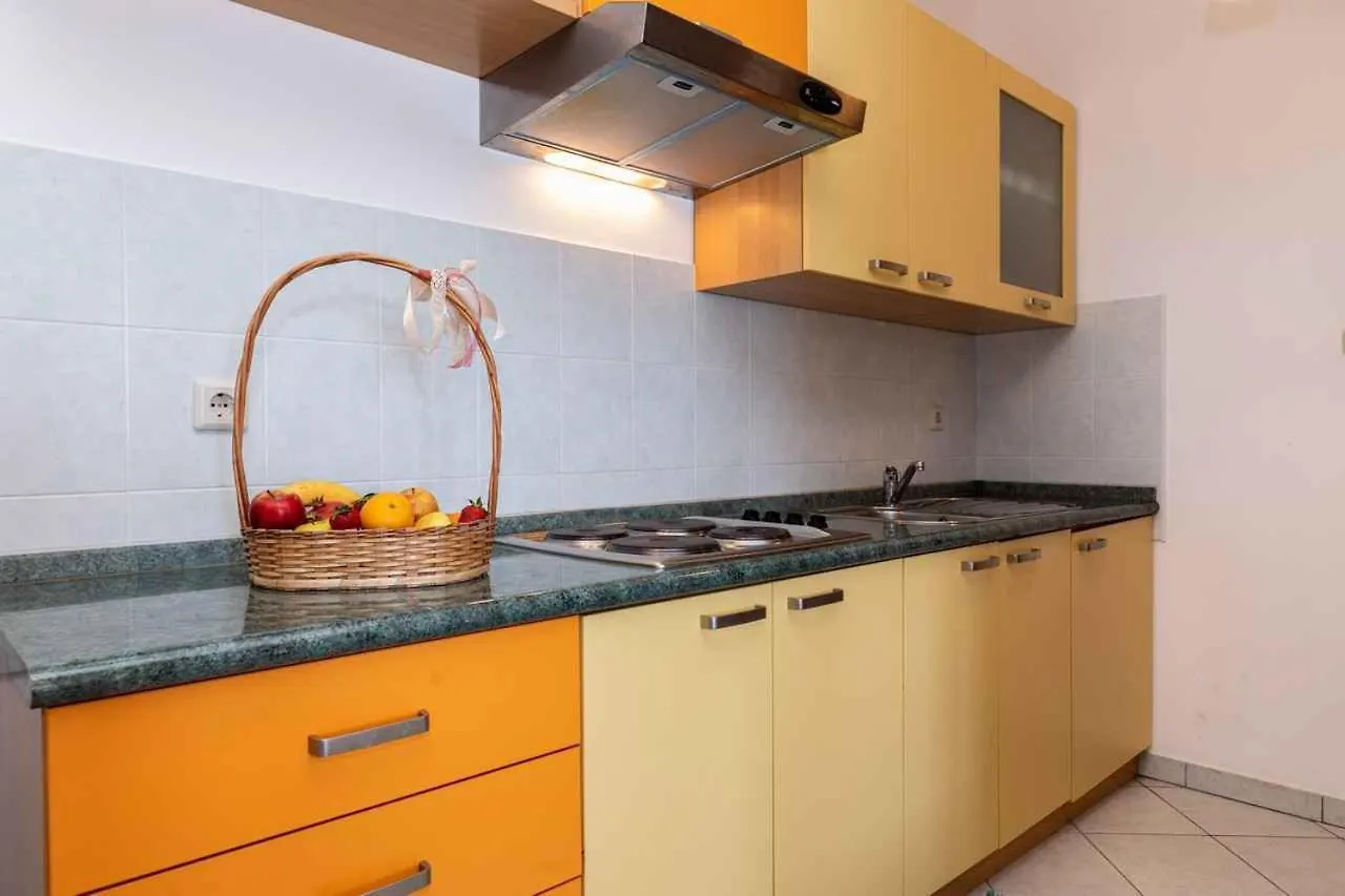 Apartment In Vrbnik/Insel Krk 13603 Croatia