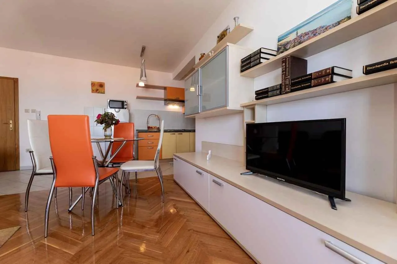 Apartment In Vrbnik/Insel Krk 13603 Vrbnik