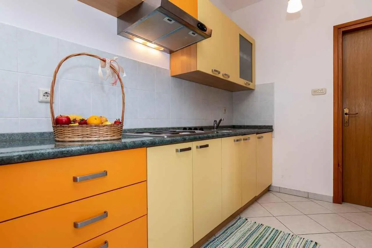 Apartment In Vrbnik/Insel Krk 13603