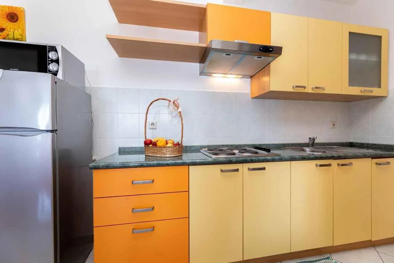 Apartment In Vrbnik/Insel Krk 13603