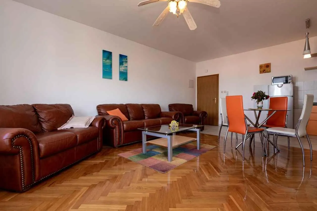 Apartment In Vrbnik/Insel Krk 13603 Croatia